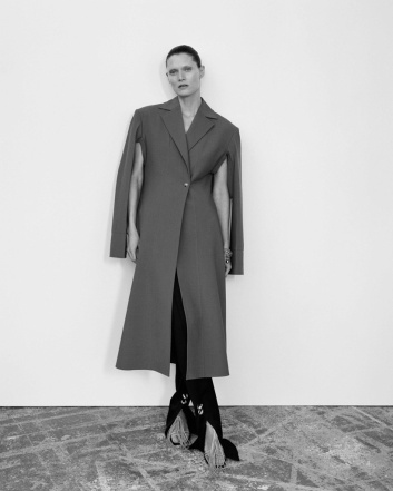 Fotoservizio/FW 21-22/WOMEN/SFILATA/GABRIELE COLANGELO/DP2/15
