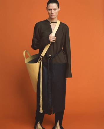 Fotoservizio/FW 21-22/WOMEN/SFILATA/GABRIELE COLANGELO/DP2/9