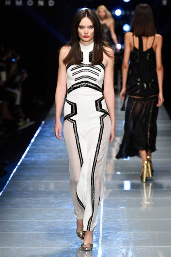 Fotoservizio/SS 2016/WOMEN/JOHN RICHMOND/DP1/4