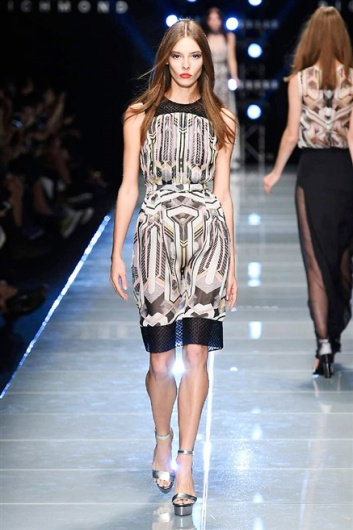Fotoservizio/SS 2016/WOMEN/JOHN RICHMOND/DP1/8