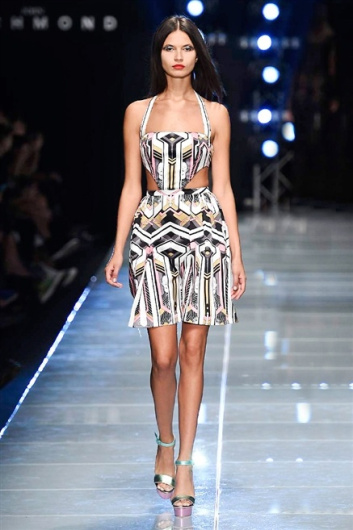 Fotoservizio/SS 2016/WOMEN/JOHN RICHMOND/DP1/12