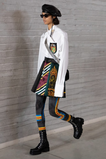 Fotoservizio/FW 21-22/WOMEN/SFILATA/PHILOSOPHY DI LORENZO SERAFINI/DP2/7