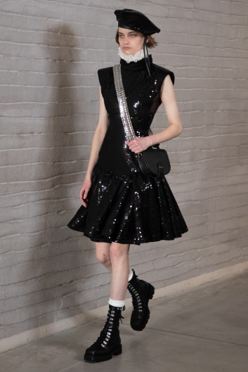 Fotoservizio/FW 21-22/WOMEN/SFILATA/PHILOSOPHY DI LORENZO SERAFINI/DP2/17