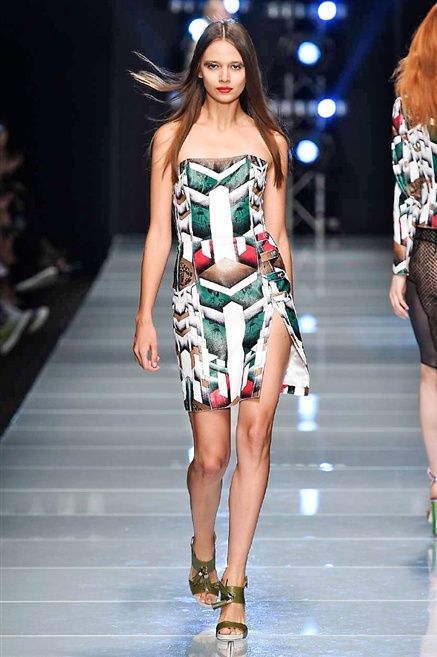 Fotoservizio/SS 2016/WOMEN/JOHN RICHMOND/DP1/14