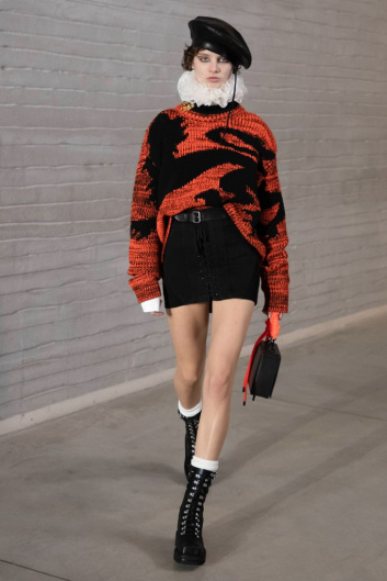 Fotoservizio/FW 21-22/WOMEN/SFILATA/PHILOSOPHY DI LORENZO SERAFINI/DP2/9