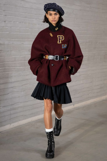 Fotoservizio/FW 21-22/WOMEN/SFILATA/PHILOSOPHY DI LORENZO SERAFINI/DP2/12