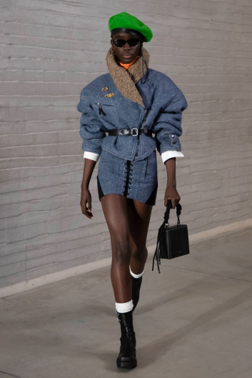 Fotoservizio/FW 21-22/WOMEN/SFILATA/PHILOSOPHY DI LORENZO SERAFINI/DP2/27