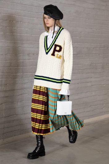 Fotoservizio/FW 21-22/WOMEN/SFILATA/PHILOSOPHY DI LORENZO SERAFINI/DP2/19