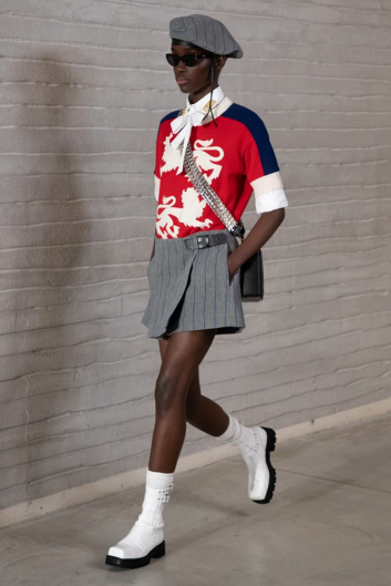 Fotoservizio/FW 21-22/WOMEN/SFILATA/PHILOSOPHY DI LORENZO SERAFINI/DP2/32
