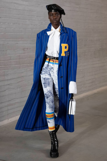 Fotoservizio/FW 21-22/WOMEN/SFILATA/PHILOSOPHY DI LORENZO SERAFINI/DP2/39