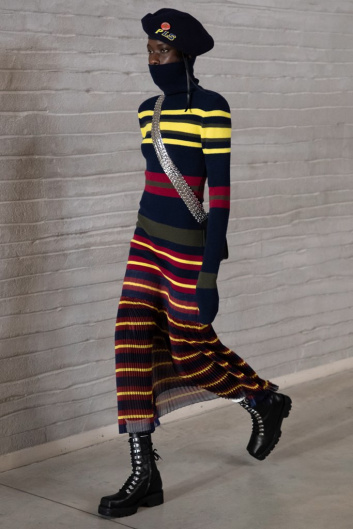 Fotoservizio/FW 21-22/WOMEN/SFILATA/PHILOSOPHY DI LORENZO SERAFINI/DP2/55