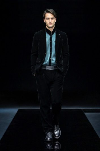 Fotoservizio/FW 21-22/WOMEN/SFILATA/GIORGIO ARMANI/DP2/3