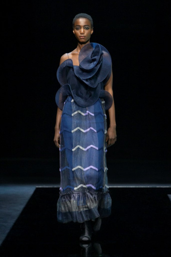 Fotoservizio/FW 21-22/WOMEN/SFILATA/GIORGIO ARMANI/DP2/21