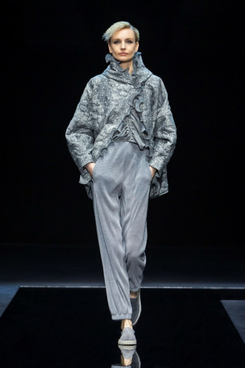 Fotoservizio/FW 21-22/WOMEN/SFILATA/GIORGIO ARMANI/DP2/27
