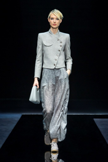 Fotoservizio/FW 21-22/WOMEN/SFILATA/GIORGIO ARMANI/DP2/30
