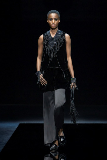 Fotoservizio/FW 21-22/WOMEN/SFILATA/GIORGIO ARMANI/DP2/44