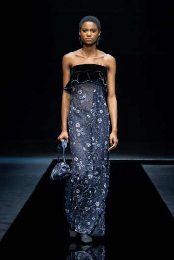 Fotoservizio/FW 21-22/WOMEN/SFILATA/GIORGIO ARMANI/DP2/66