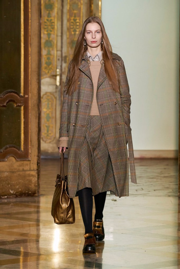 Fotoservizio/FW 21-22/WOMEN/SFILATA/CIVIDINI/DP2/0