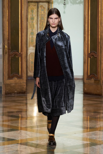 Fotoservizio/FW 21-22/WOMEN/SFILATA/CIVIDINI/DP2/13