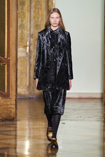 Fotoservizio/FW 21-22/WOMEN/SFILATA/CIVIDINI/DP2/15