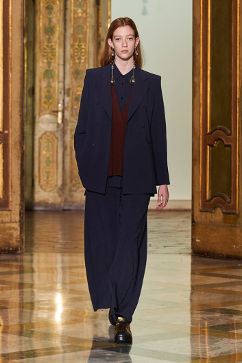 Fotoservizio/FW 21-22/WOMEN/SFILATA/CIVIDINI/DP2/16