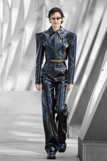 Fotoservizio/FW 21-22/WOMEN/SFILATA/ANNAKIKI/DP2/3