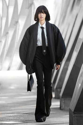 Fotoservizio/FW 21-22/WOMEN/SFILATA/ANNAKIKI/DP2/16