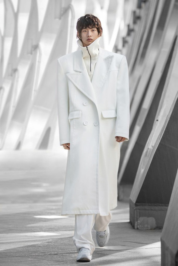 Fotoservizio/FW 21-22/WOMEN/SFILATA/ANNAKIKI/DP2/13