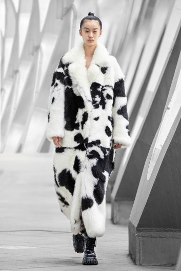 Fotoservizio/FW 21-22/WOMEN/SFILATA/ANNAKIKI/DP2/40
