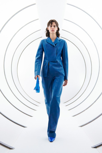 Fotoservizio/FW 21-22/WOMEN/SFILATA/SALVATORE FERRAGAMO/DP2/0