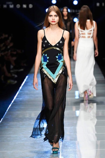 Fotoservizio/SS 2016/WOMEN/JOHN RICHMOND/DP1/42