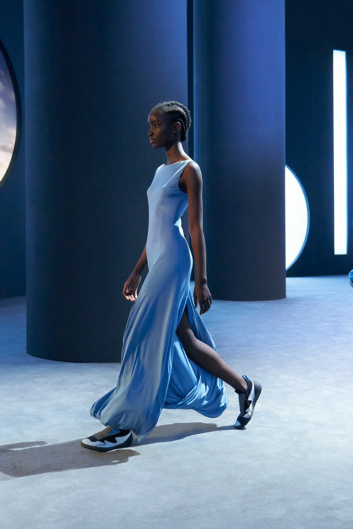Fotoservizio/FW 21-22/WOMEN/SFILATA/SALVATORE FERRAGAMO/DP2/23
