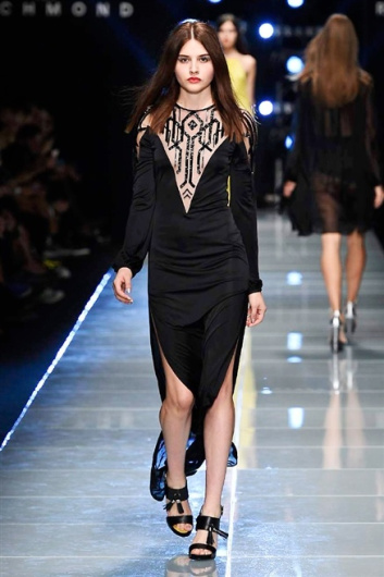 Fotoservizio/SS 2016/WOMEN/JOHN RICHMOND/DP1/49