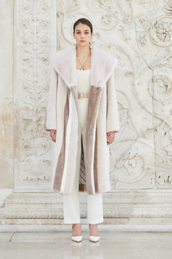 Fotoservizio/FW 21-22/WOMEN/SFILATA/LAURA BIAGIOTTI/DP2/12