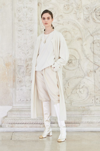 Fotoservizio/FW 21-22/WOMEN/SFILATA/LAURA BIAGIOTTI/DP2/22