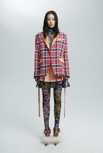 Fotoservizio/FW 21-22/WOMEN/SFILATA/SHUTING QIU/DP2/2