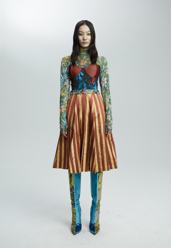 Fotoservizio/FW 21-22/WOMEN/SFILATA/SHUTING QIU/DP2/10