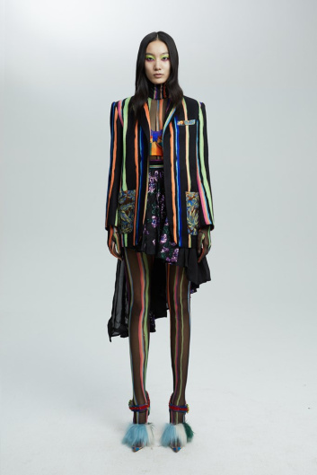 Fotoservizio/FW 21-22/WOMEN/SFILATA/SHUTING QIU/DP2/24