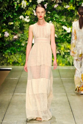 Fotoservizio/SS 2016/WOMEN/LAURA BIAGIOTTI/DP1/1