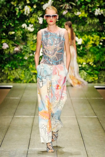 Fotoservizio/SS 2016/WOMEN/LAURA BIAGIOTTI/DP1/11