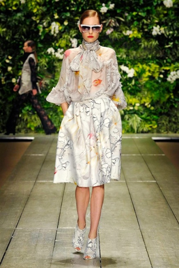 Fotoservizio/SS 2016/WOMEN/LAURA BIAGIOTTI/DP1/20