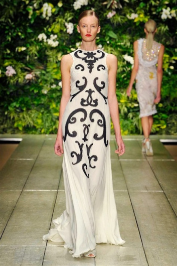 Fotoservizio/SS 2016/WOMEN/LAURA BIAGIOTTI/DP1/23