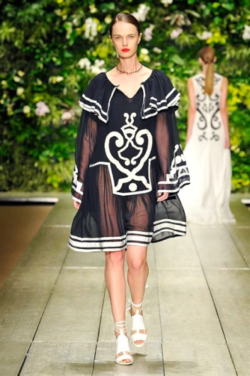 Fotoservizio/SS 2016/WOMEN/LAURA BIAGIOTTI/DP1/24
