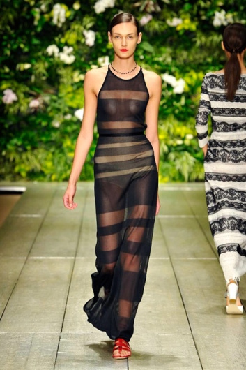 Fotoservizio/SS 2016/WOMEN/LAURA BIAGIOTTI/DP1/27