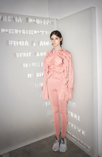 Fotoservizio/FW 21-22/WOMEN/SFILATA/ALEXANDRA MOURA/DP2/17