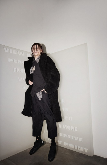 Fotoservizio/FW 21-22/WOMEN/SFILATA/ALEXANDRA MOURA/DP2/13