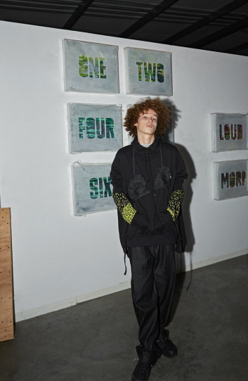 Fotoservizio/FW 21-22/WOMEN/SFILATA/ALEXANDRA MOURA/DP2/23