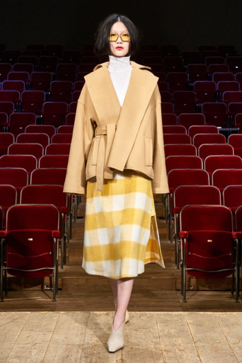 Fotoservizio/FW 21-22/WOMEN/SFILATA/GILBERTO CALZOLARI/DP2/1
