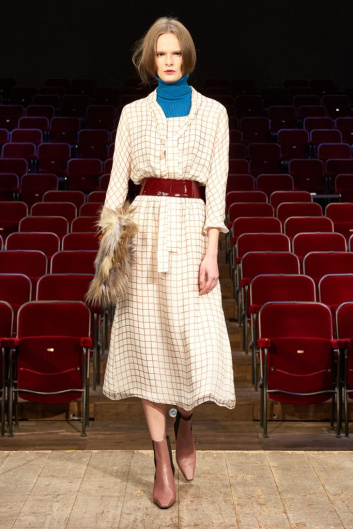 Fotoservizio/FW 21-22/WOMEN/SFILATA/GILBERTO CALZOLARI/DP2/2
