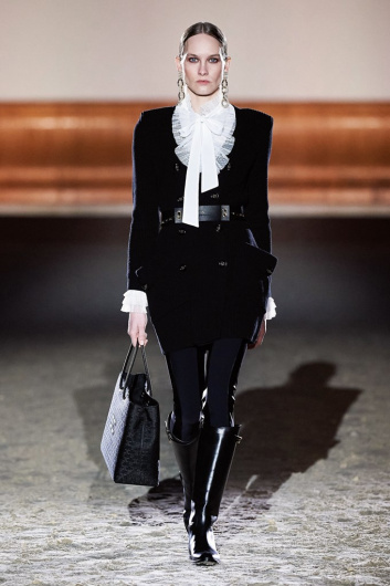 Fotoservizio/FW 21-22/WOMEN/SFILATA/ELISABETTA FRANCHI/DP2/41